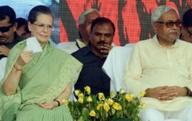 सोनिया गांधी और मायावती को ‘भारत रत्न’ से अलंकृत करने की उठी मांग, नीतीश ने ली चुटकी